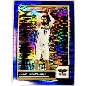 2023-24 NBA Hoops Premium Stock JONAS VALANCIUNAS #112 Blue Pulsar Prizm 45/75